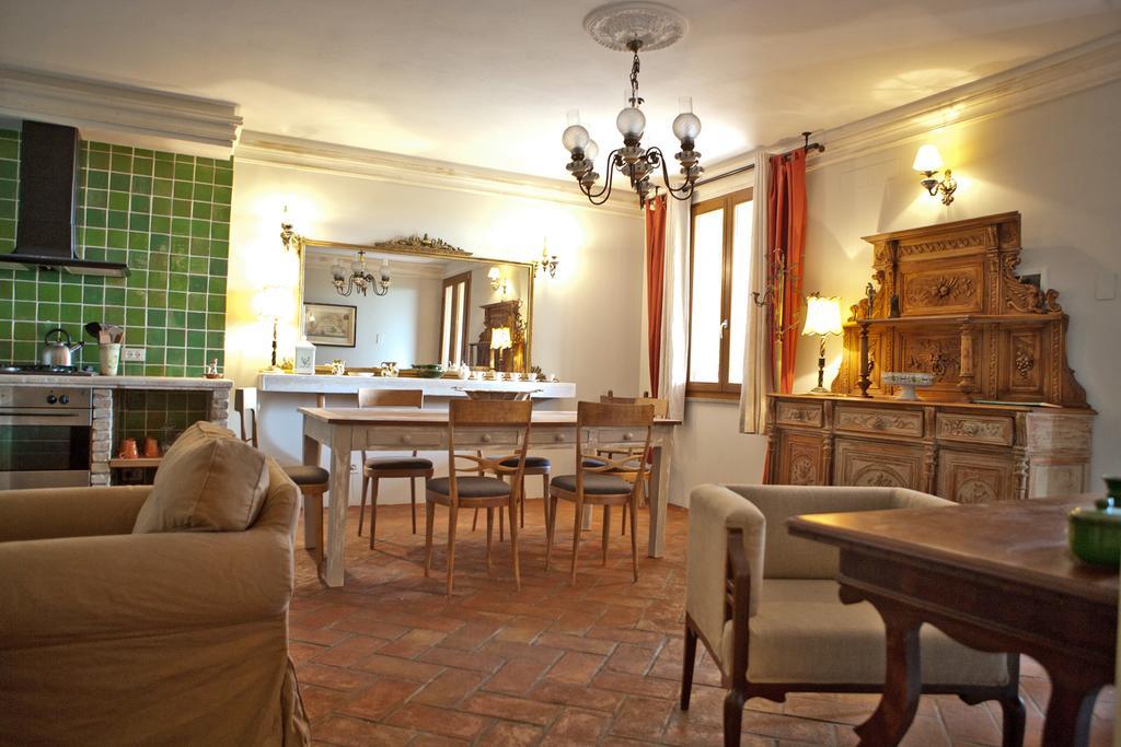 Tuscany Forever Famiglia Apartments Volterra Buitenkant foto